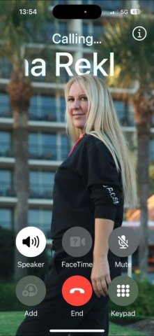 Katia—Female Escort in Chicago Visiting Norridge (5 Languages) - 1