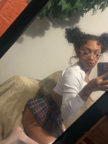Petite Squirter Adult Content Shows in Rochester, New York - 1