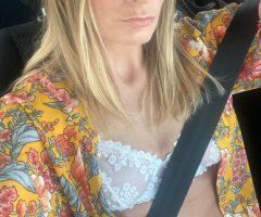 Secret-keeping female escort in Salt Lake City (incall, outcall, car) - Image 9