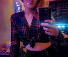 Everett WA Female Escort — Session 2+ Hours, Companion & Overnight - Image 9