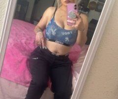 Reno Female Escort — Petite time options in-car - Image 4