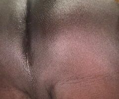 Brooklyn escorts - bottom fr fun right now bring that mornig nut
