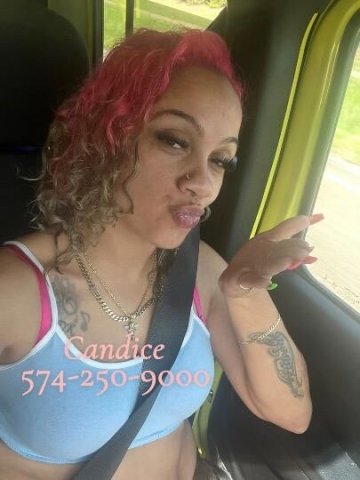 Bowling Green KY Nuru Massage — Discreet Escort (1 Night) - 1