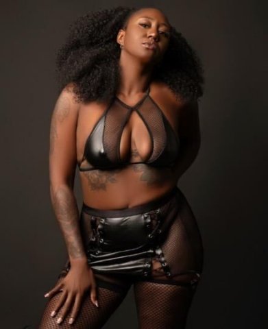 Giana (29) — Female Escort in Fredericksburg, VA (Incall & Outcall) - 1