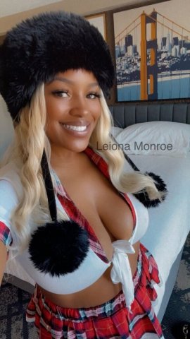 Sausalito & Mill Valley Sexy Sweet Busty Playmate (36DD) Incall/Outcall - 1