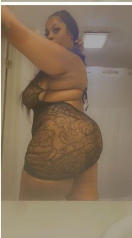 Amber — 6ft All-Natural Amazon Goddess with Deep Throat - 1