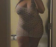 Amber — 6ft All-Natural Amazon Goddess with Deep Throat - Image 3