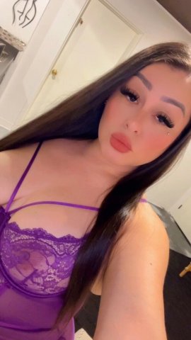 Latina Playmate Escort (Incalls & Outcalls) — Salem, OR - 1