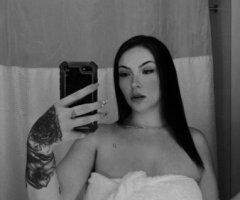 Greenville, SC Female Escort — In-person verification massage - Image 4