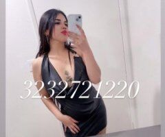 Everett escorts - Everett WA Female Escort — Videocall Verification