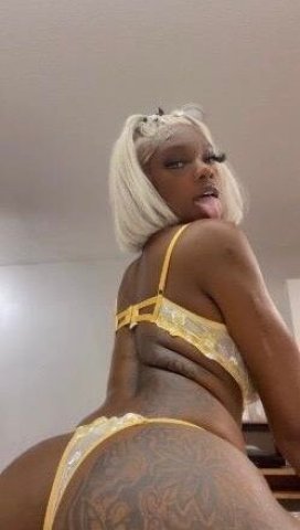 Bakersfield Female Escort — Incall, Outcall & Cardate, Pegging + Nuru - 1