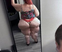 Amarillo SSBBW Escort — 5'4" 375 Big Hips & Thighs - Image 4