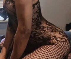 Denver CO Petite Seductive Wet Play Escort - Image 3