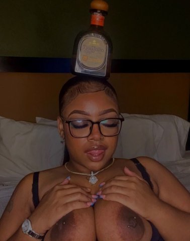Tampa, FL Cum & Unwind Private Resident (In-Calls) King - 1