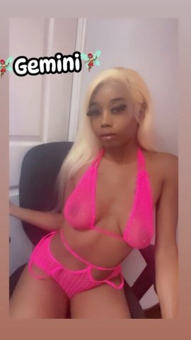 Memphis Incall Only Female Escort — Gemini fantasy, tight grip - 1