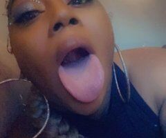 Johnson City TN Petite Curvy Female Escort — Soft Lips Fun Date - Image 4