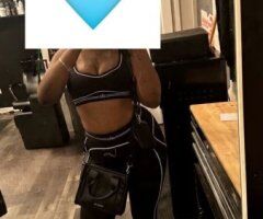 Chicago Female Escort — Incalls & Outcalls (FTs) with 5–10+ Min Content - Image 2