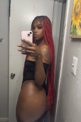 Fort Worth Female Escort — Outcalls & Car Fun Photos, Discreet 24/7 - 1