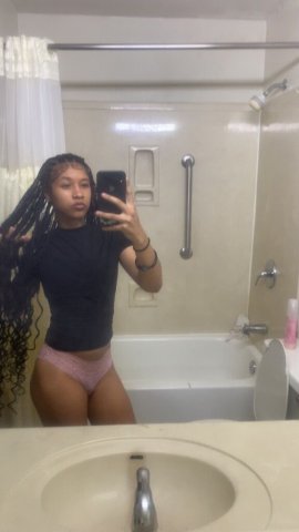 Memphis Female Escort — petite - 1