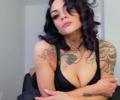 Salt Lake City Tall Slim Female Escort for Discreet Dating & Conversation - Image 9