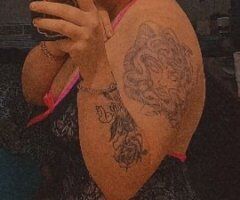 Kansas City In-Call & Out-Call Female Escort — Video Chat Verification - Image 2