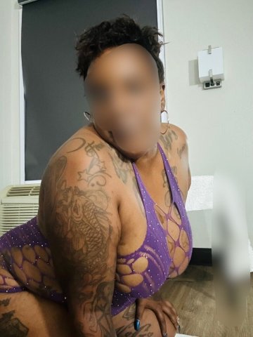 Raleigh-Durham Female Escort — In-calls, pick up/drop off & Uber over - 1