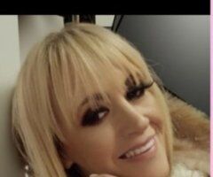 Palm Springs CA Blonde PAWG Escort — Green-Eyed Curvy Massage Rates - Image 4