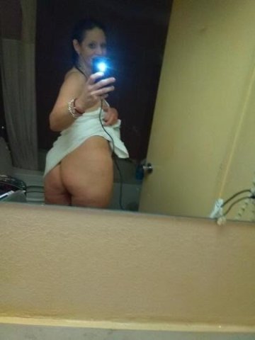 42-Year-Old Latina Mommy Escort in Portland — BBJ, Bare Raw C-I-M, Full Service Special - 1