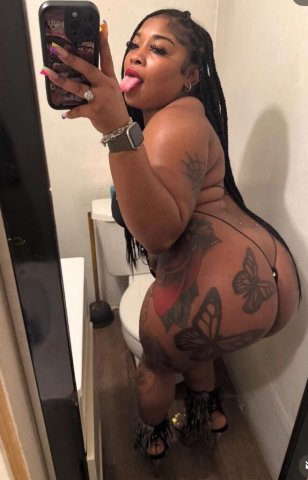 Washington D.C. Mature Escort — Outcall Appointments, Longer 30+ Min Bookings - 1