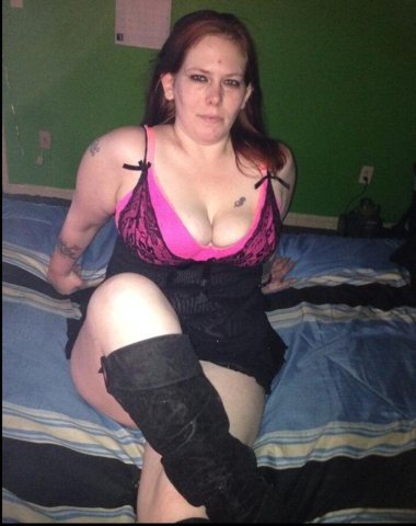 Annapolis, Maryland Monday Specials — Older Experienced Female Escort - 1