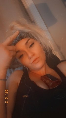Buffalo Petite Blonde Escort — Blue Eyes, No-BS Adventure - 1