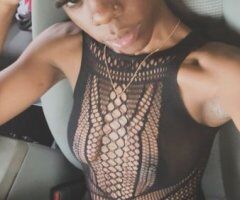 Chicago Petite Female Escort — iPhone FaceTime Verification - Image 3