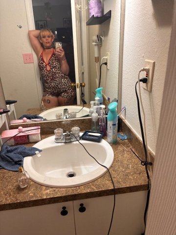 Fort Myers Florida Female Escort — short-time special - 1