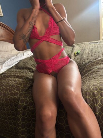 Tuscaloosa Female Escort — Outcalls, 420 Friendly, Foot Fetish, BDSM & JOI - 1