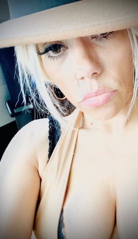 Buffalo Female Escort — Satisfaction Guaranteed - 1