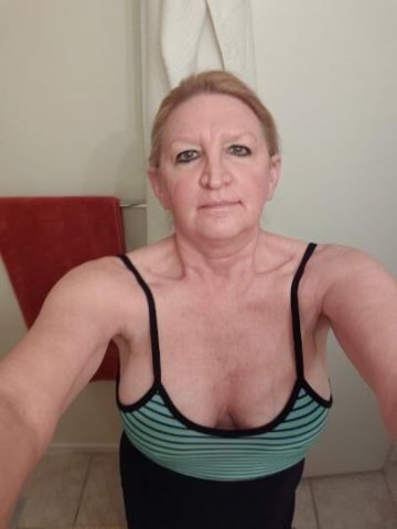 Mature, Classy Female Escort — No Under 40, Las Vegas - 1