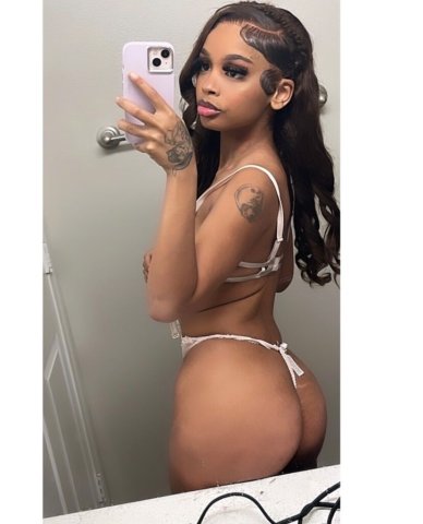 Charlotte Pretty Slim Escort (FaceTime/Google Meet Verification) - 1