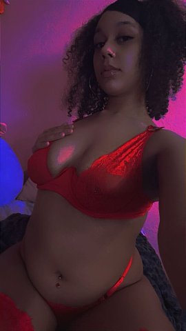 Gianna (22) — Sassy Sexy Escort in Tacoma - 1