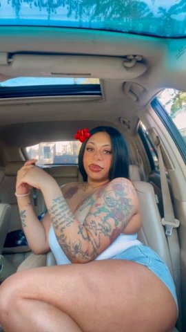 Cleveland Female Escort — In-call with water play, massage too - 1