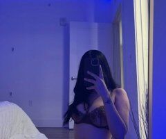 Cloe (Latina, 22) Sexy Girl - Image 2
