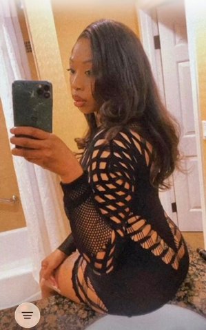 San Francisco Female Escort — Brown Almond-Eyed Curves - 1
