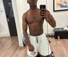 El Paso escorts - young and ready to open you up with this dick and relax you with this toung🥴
