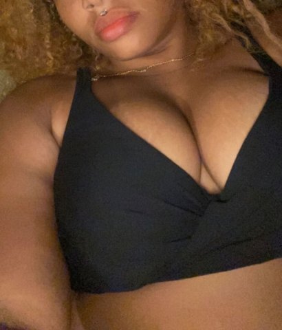 Curvy Carmella (29) — SW OKC - 1
