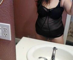 Sacramento escorts - Sacramento Female Escort — Throat Service Specials