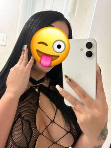 Seattle WA Female Escort — BBL & Anal Extras - 1