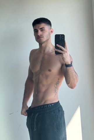I Am available Incall or outcall and fufill you fantasy. Special service 𝟐𝟒/𝟕 - 1