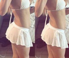 Dallas escorts - Dallas Petite Latina 2-Girl Special With Surprise Dancing