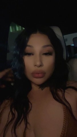 Ventura Female Escort — outcall deep throat & fetish/kinky sessions - 1