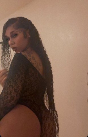 Luxury Female Escort in Sacramento — upscale, curated experiences - 1