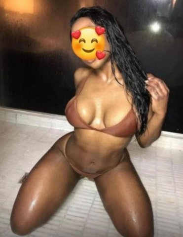 Chicago IL Female Escort — GFE, BBJ, Threesome - 1